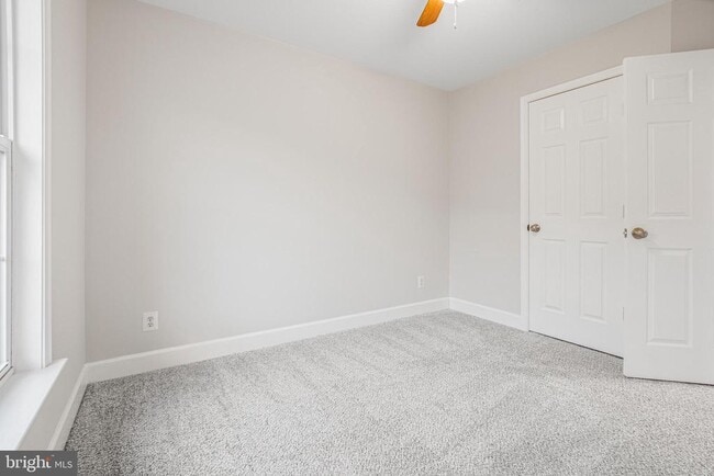 Building Photo - 14741 Potomac Branch Dr