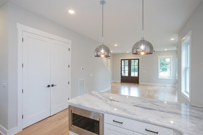 Building Photo - 1611 Century St