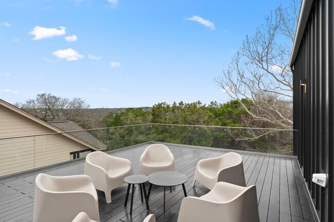Building Photo - 2915 Chisholm Trail