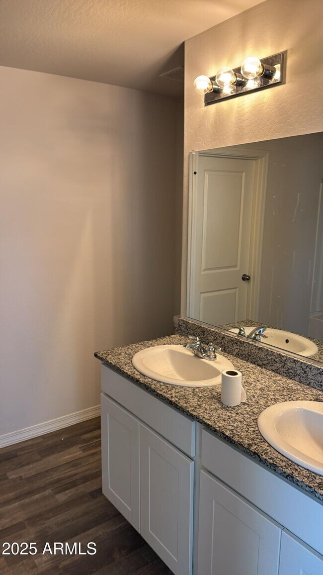 Building Photo - 3861 Ghost Creek Ln