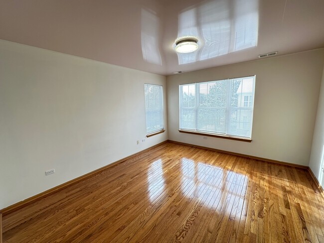 Building Photo - 690 Mill Cir