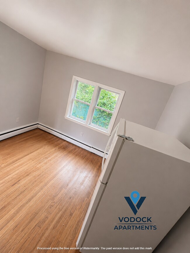Building Photo - 247 S Marshall #247A