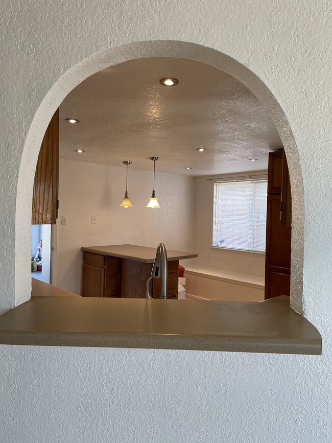 Kitchen - 7232 Tierra Taos Dr