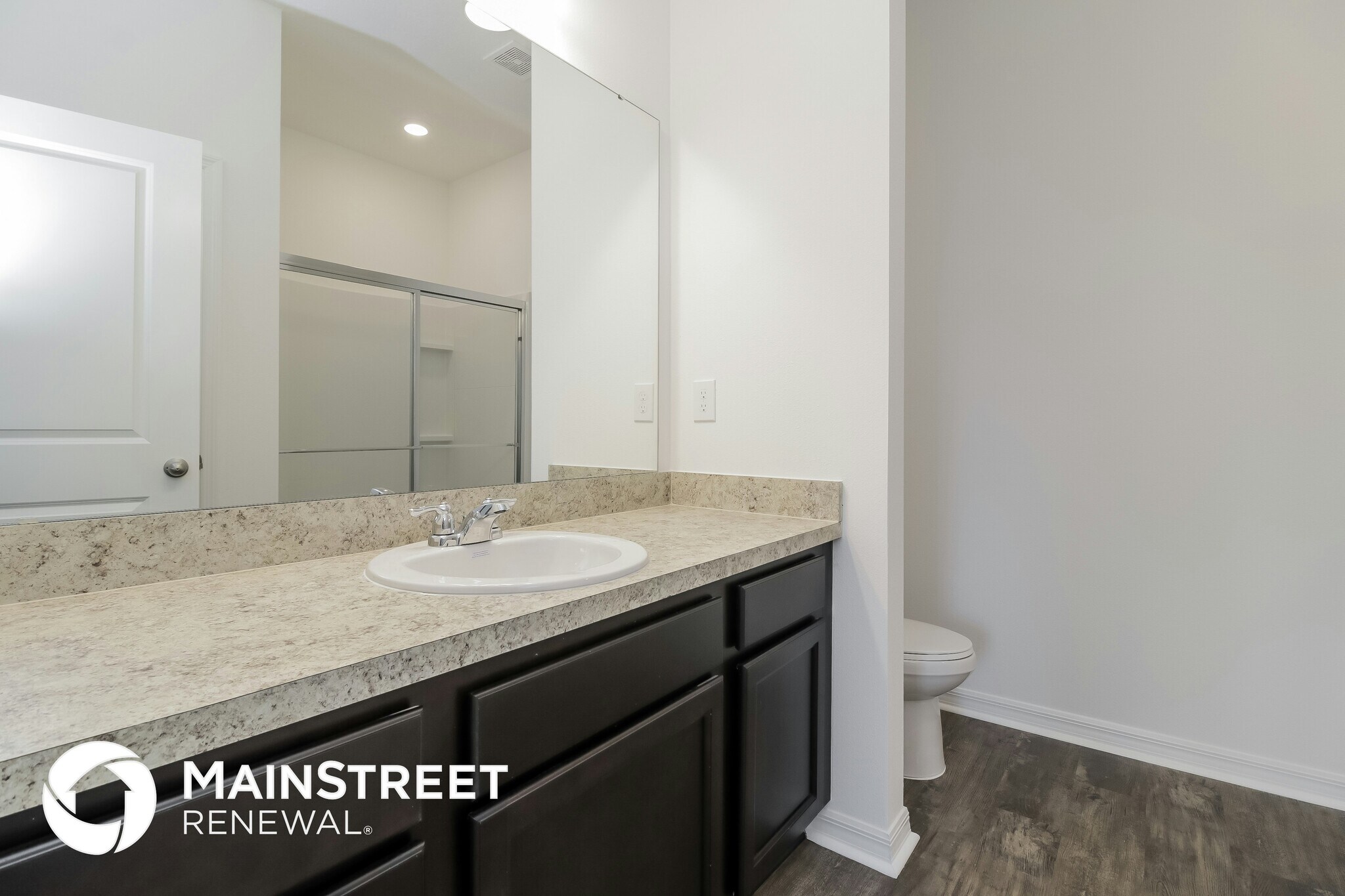 Building Photo - 101 Hidden Lk Lp