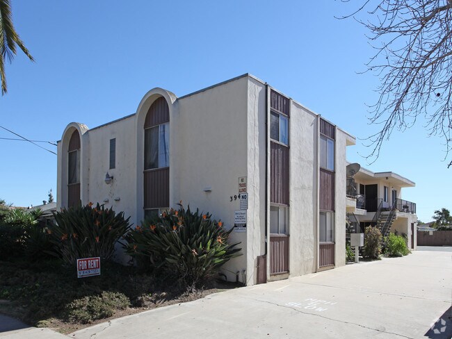 Primary Photo - 394 G St