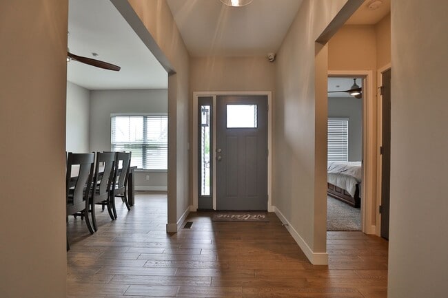 Building Photo - Gorgeous 3 Bedroom Home in Edwardsville