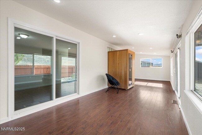 Building Photo - 17950 Drift Creek Ct