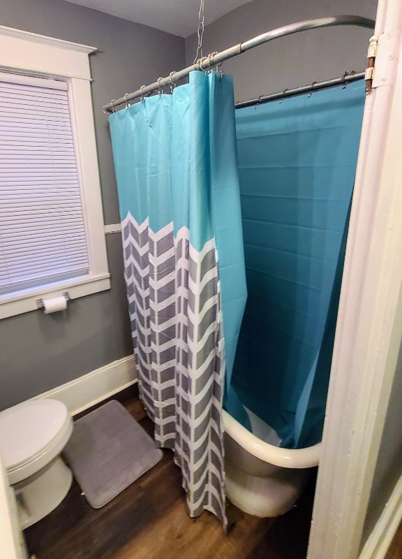 Building Photo - 191 Queen St