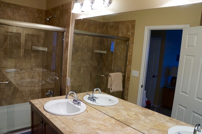 Dual vanity primary bath - 8923 East 29th Place