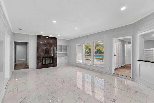 Building Photo - 2260 Valley Mill