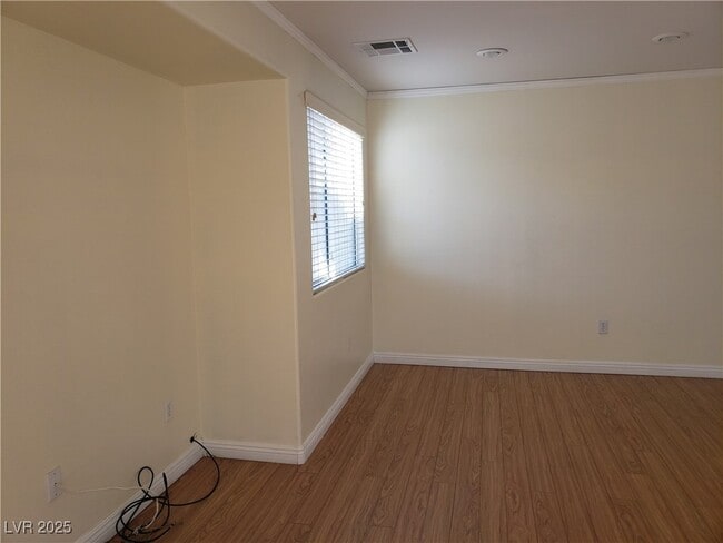 Building Photo - 8233 Amphora St