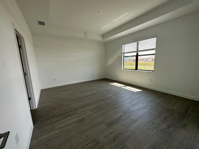 Building Photo - 11247 Canopy Loop