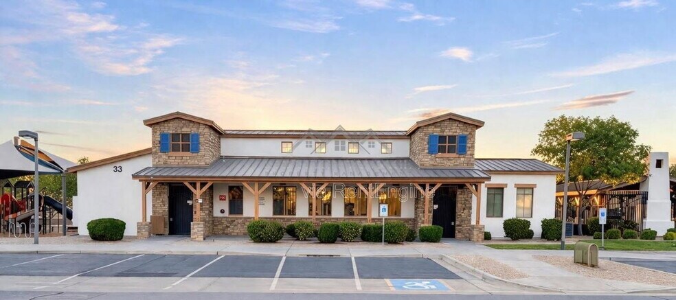 Building Photo - 1036 S 177th Dr