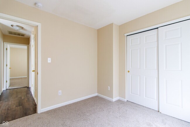 Building Photo - 435 Grabill Dr