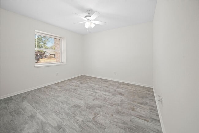 Building Photo - 23114 Earlmist Dr