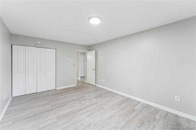 Building Photo - 1150 Ogden St Ext
