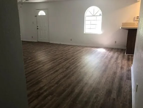 Building Photo - 3504 Ave D