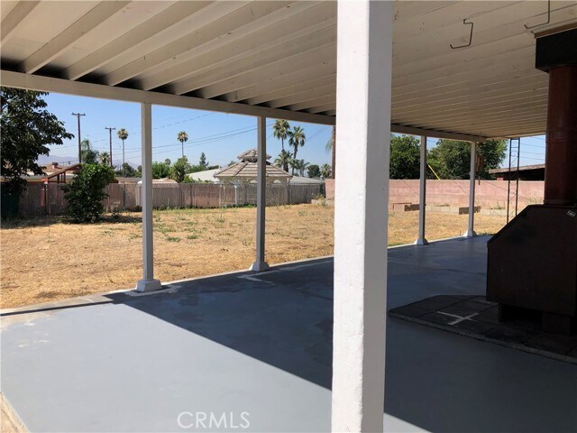 Building Photo - 27239 Crest St