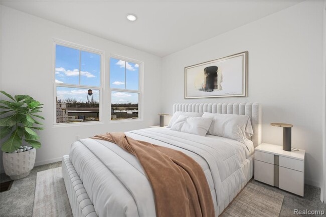 Building Photo - 43071 Atwood Ave