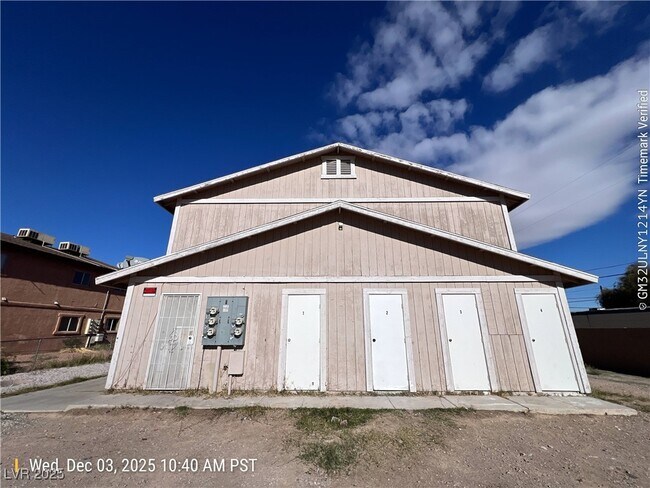 Building Photo - 4945 Kell Ln