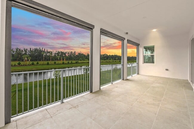 Building Photo - 15030 Wildwood Cir