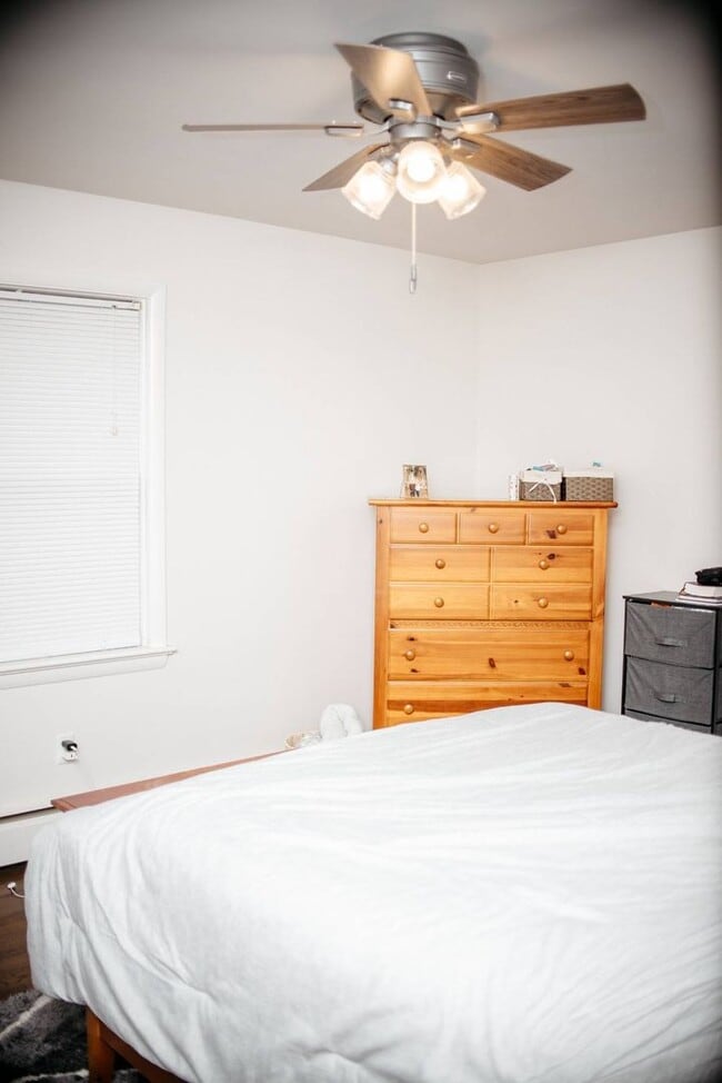 Building Photo - 130 N Grant St