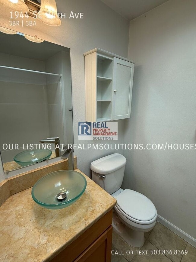 Building Photo - 1944 SE 74th Ave