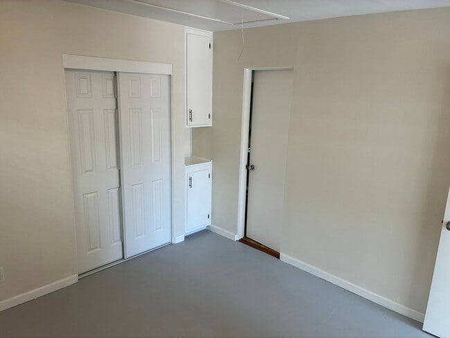 Building Photo - Live at the Beach 300 ft from Ocean in OB! 1 Bed 1 Bath w/Parking