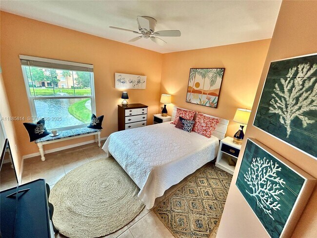 Building Photo - 5080 Fairways Cir