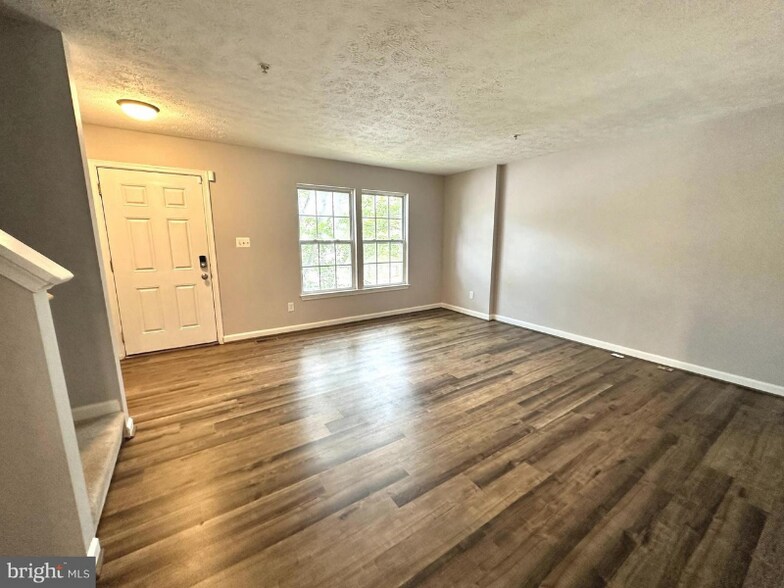 Building Photo - 4739 Coralberry Ct