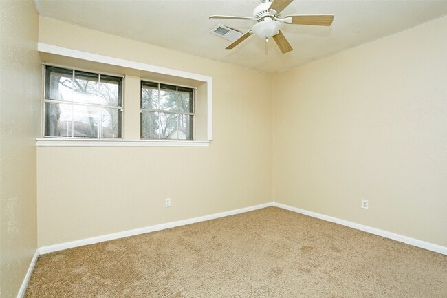 Building Photo - 2410 Chanay Ln