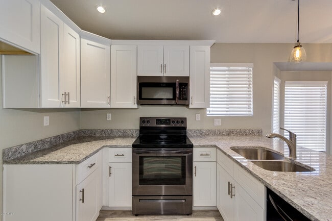 Building Photo - 5237 W Jupiter Way N