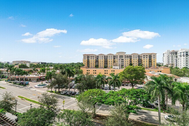 Building Photo - 200 SE Mizner Blvd