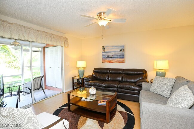 Building Photo - 287 Quail Forest Blvd