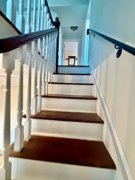 Building Photo - 27 Nautilus Pl