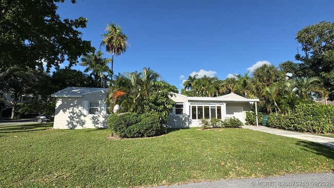 Building Photo - 291 E Boca Raton Rd
