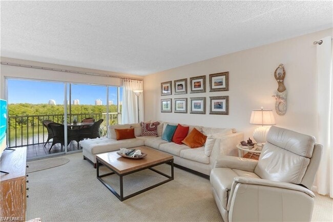 Building Photo - 26371 Hickory Blvd