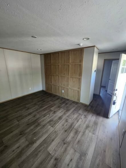 Building Photo - 3611 Rice Mine Rd NE