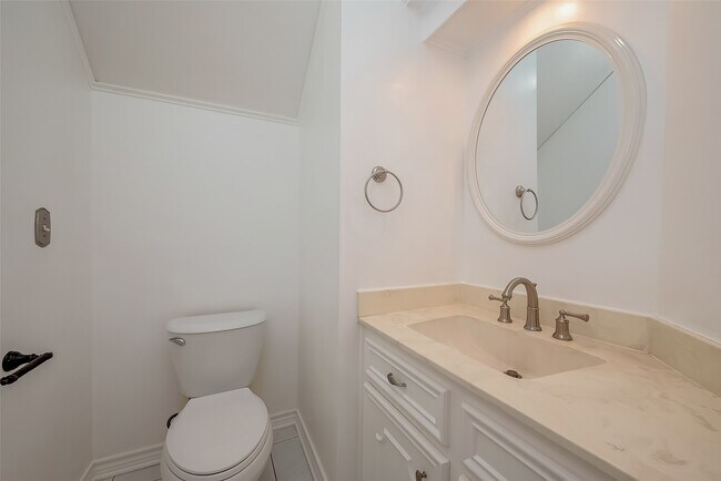 Building Photo - 20206 Cadogan Ct