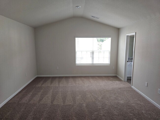 Building Photo - Brand New 3BR Home Minutes from the Airport