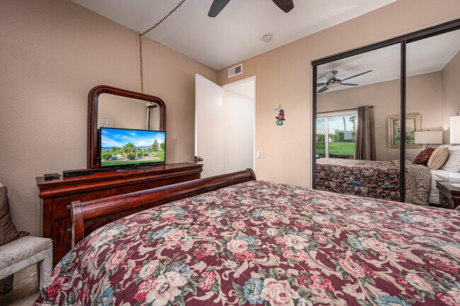 Building Photo - 67242 Cumbres Ct