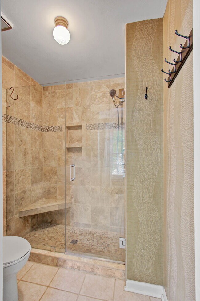 Building Photo - 978 Governors Rd