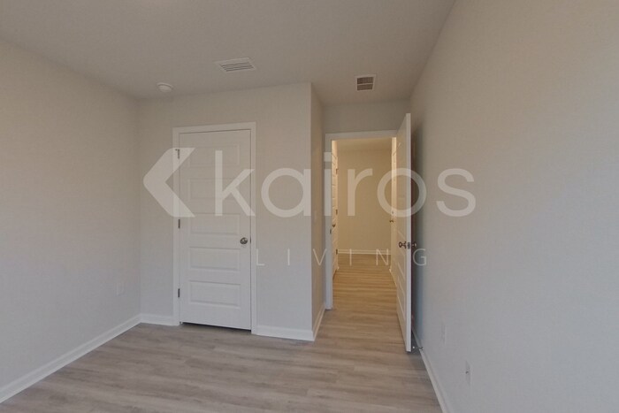 Building Photo - 4629 Malay Cir