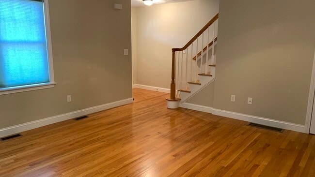 Building Photo - 500 Justin Dr