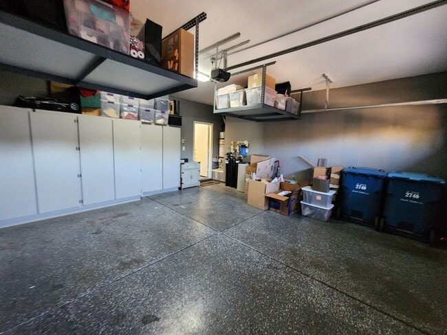 Building Photo - Fully Renovated Single Story Ranch Style Home in Summerlin!