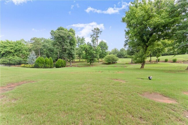 Building Photo - 6292 Gaines Ferry Rd