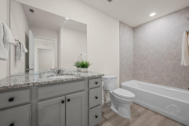 Building Photo - 2767 Lawlor Ln