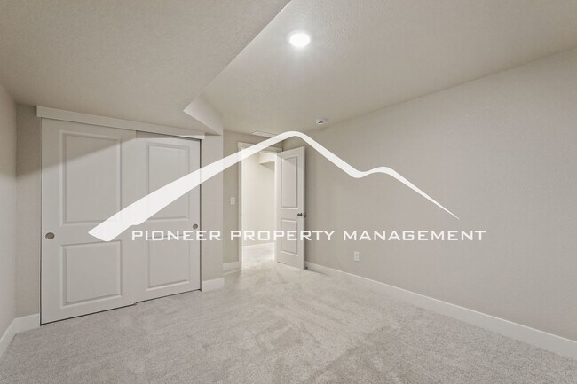 Building Photo - Spacious 4-Bedroom Home with Newly Finished Basement Near COS Airport, Fort Carson & Peterson SFB