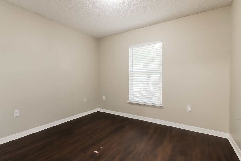 Building Photo - 10303 Frog Pond Dr