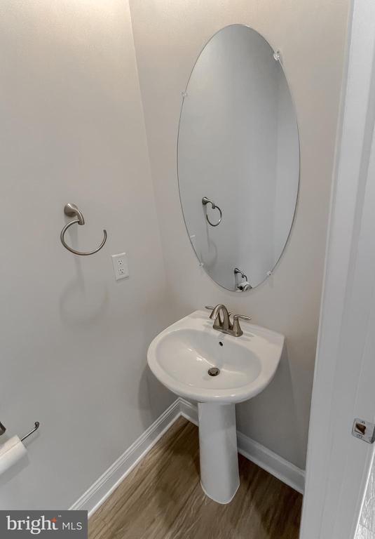 Building Photo - 23856 Myrtle Glen Way